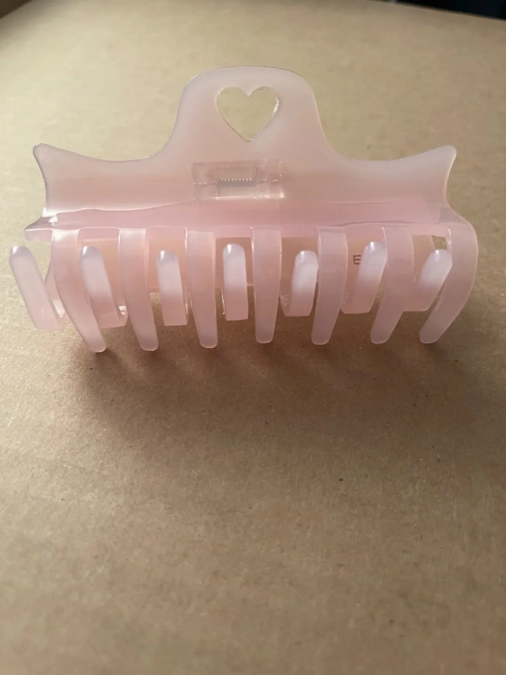 Emi Jay heartbreaker pink hair clip